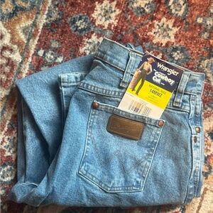 Wrangler women’s cowboy cut NWT